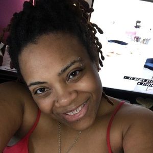 Meet your Posher, Lailoni